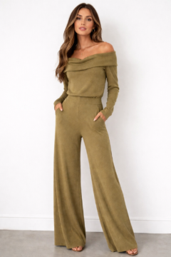 CO ORD OLIVE GREEN OFF SHOULDER