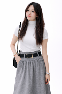 TURTLE NECK WHITE SHORT SLEEVE