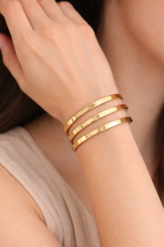 3 BANGLES BRACELET GOLD