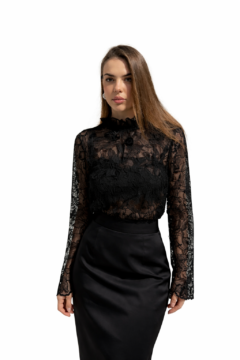 BLACK LACE TOP