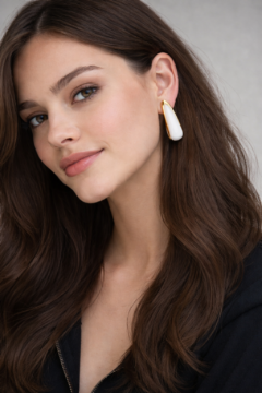 WHITE EARRING