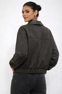 JACKET WITH ELASTIC