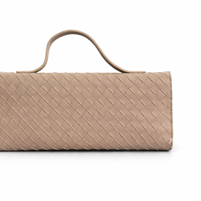 77728fd4-aaa7-4585-9727-3384781382fe