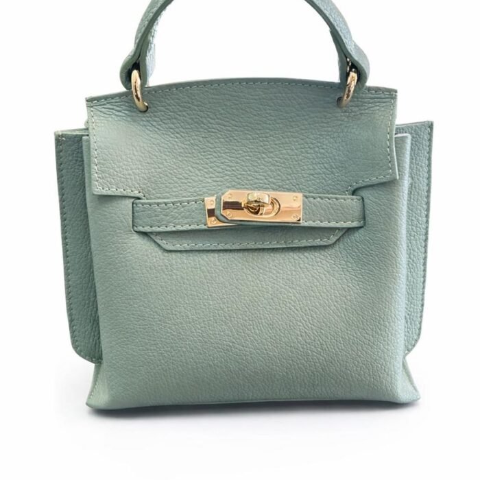 7f0098e6-0650-47de-af11-55e29b9e9ea9