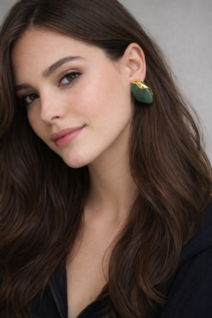 GREEN EARRING